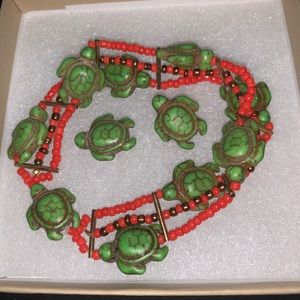 Bracelet and earrings set